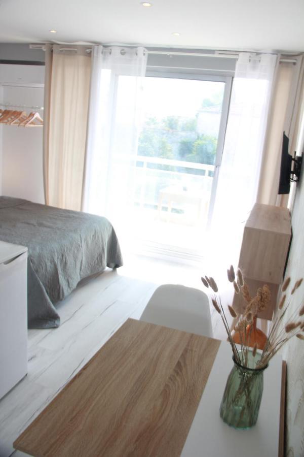 Les Palmiers - Appartement Avec Piscine Proche Plages - Wifi Et Clim Antibes Exterior foto